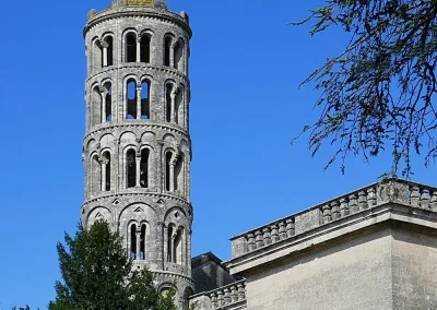Notre entreprise familiale se charge du déménagement de votre résidence sur Uzès dans le Gard