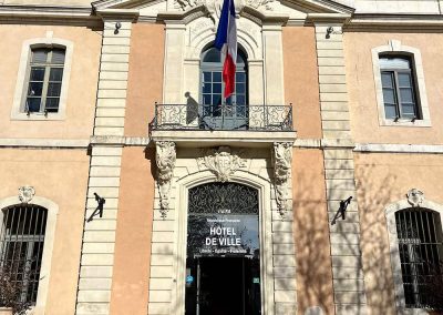 Notre équipe de professionnels se charge de votre déménagement sur Alès et ses alentours